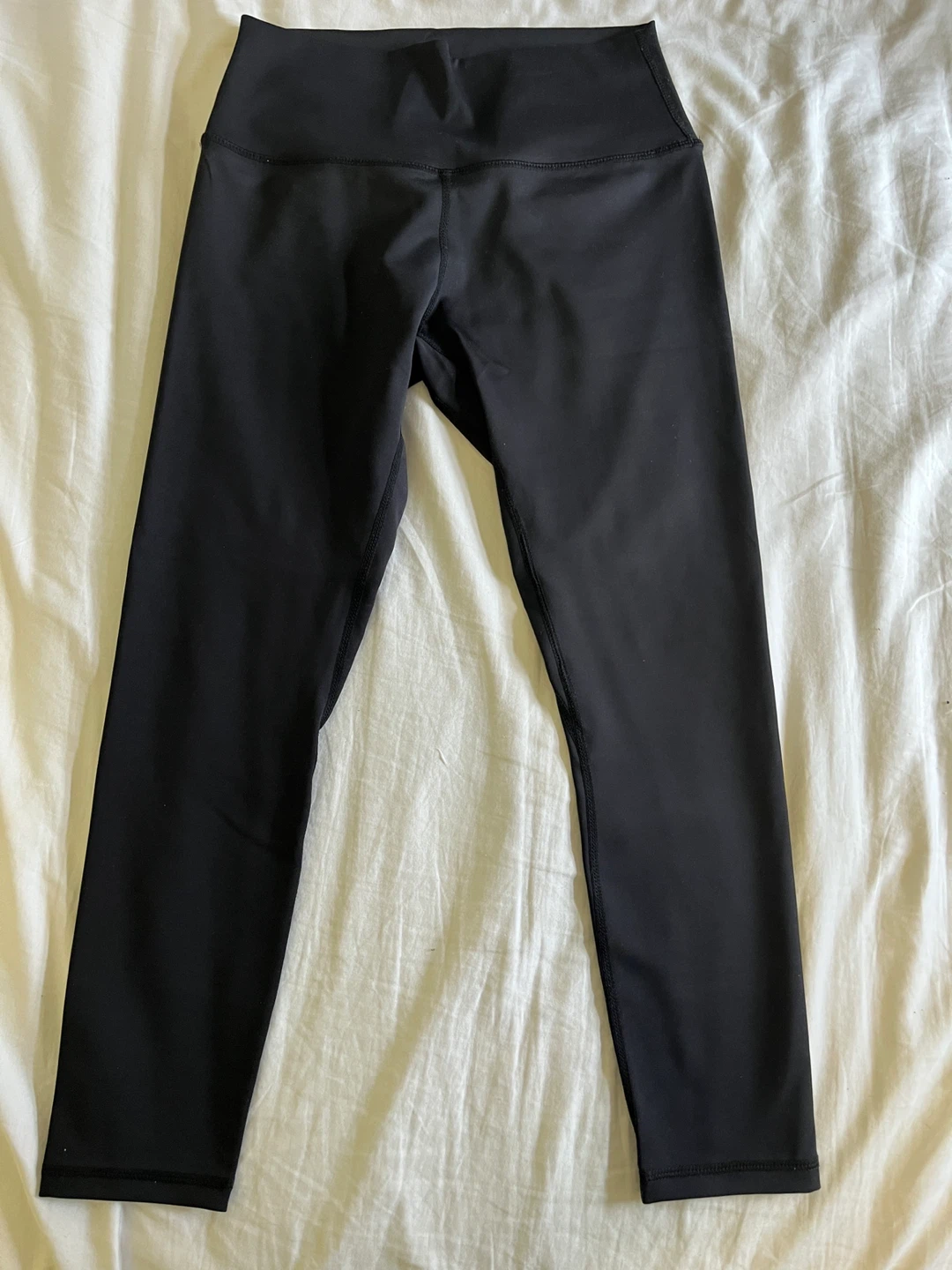 Lululemon Black Leggings Size 8 - photo 2