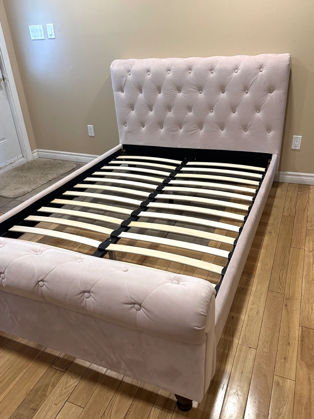 Structube Pink Moss Velvet Double Size Bed (CAN DELIVER) - photo 2