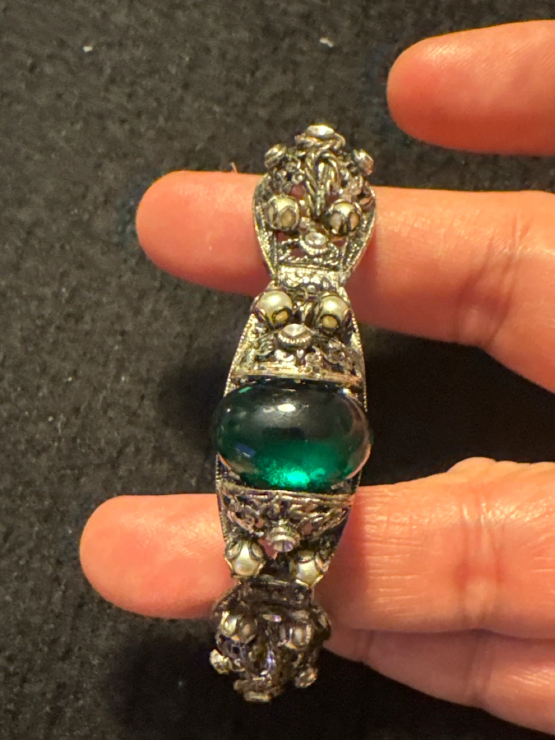 Vintage Silver Tone Bracelet with Green Stone and Pearls - photo 2