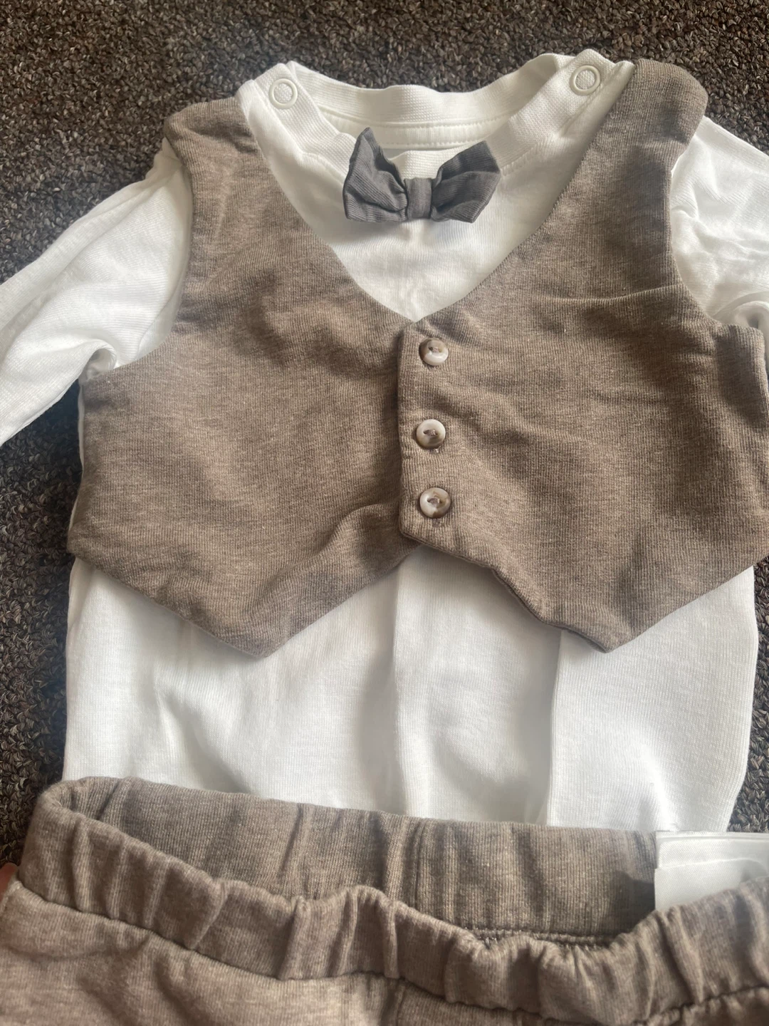 Baby Boys from H&M Formal Bodysuit Set with Vest and Bow tie - photo 2