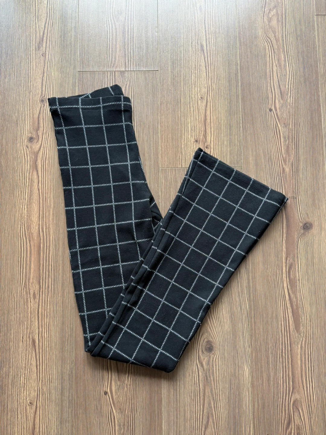 Black and White Grid Pattern Flared Pants - photo 2
