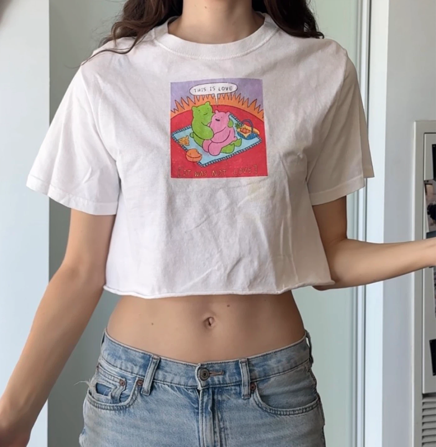 White Graphic Cropped Shirt | Size Small