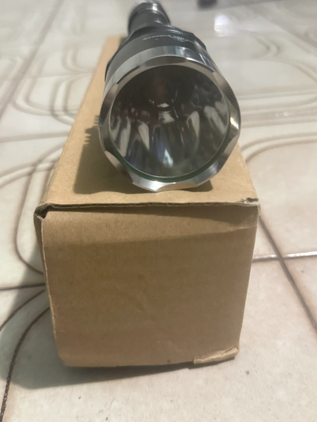 TrustFire X8 Flashlight - photo 2