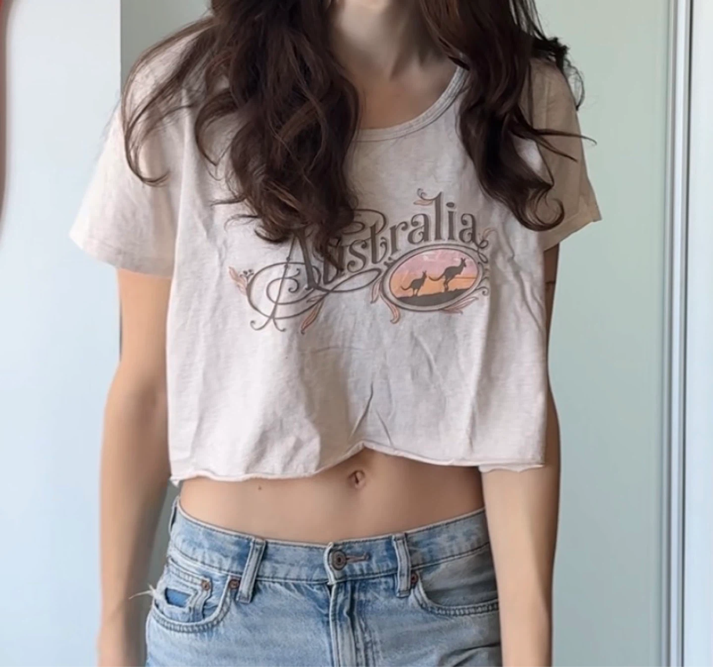 Cropped T-Shirt with Australia Kangaroo Graphic
