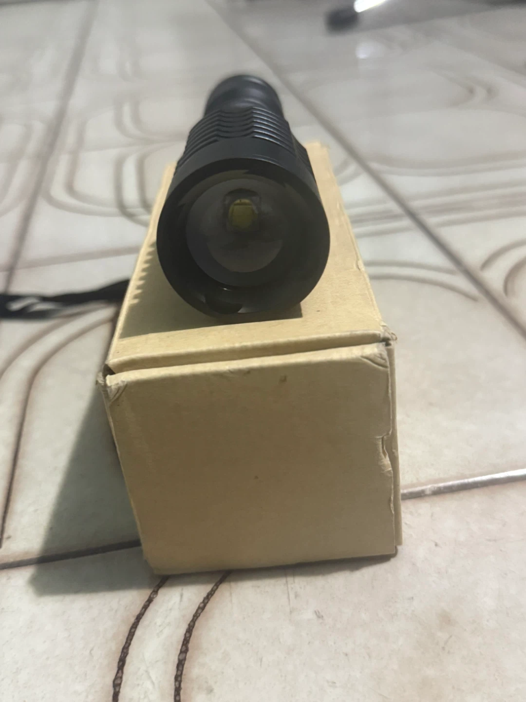 TrustFire Z9 LED Flashlight