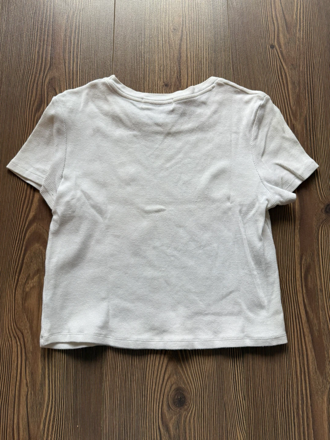 Bershka White Cropped T-Shirt with Red Dragon Graphic - photo 4