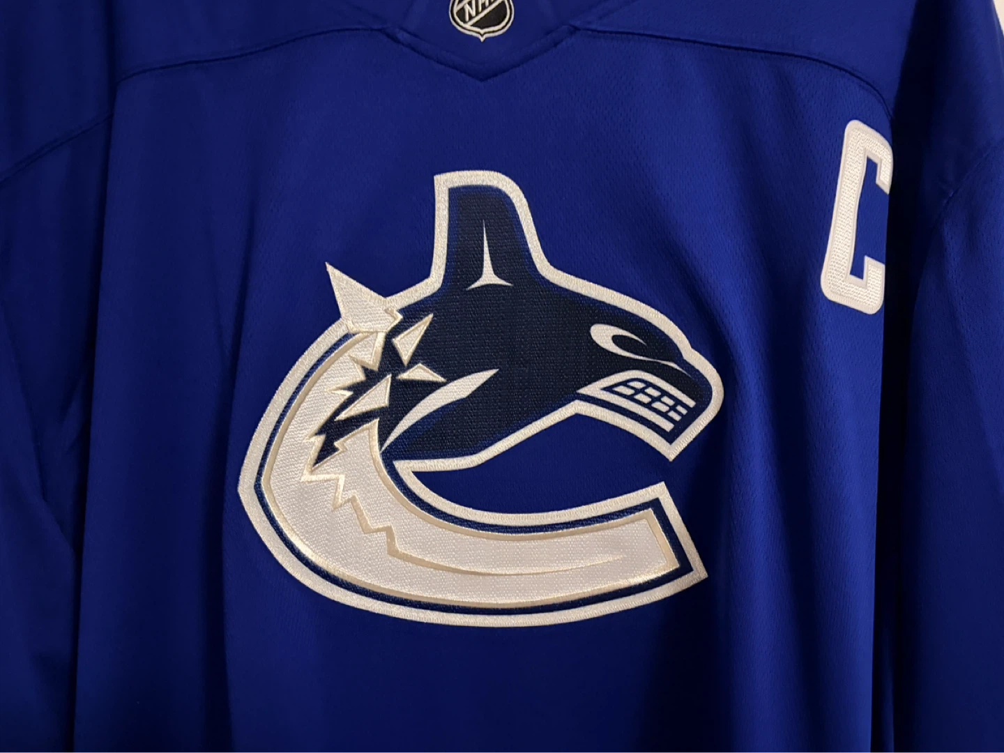 BNWT Authentic Fanatics Vancouver Canucks Hughes Jersey 3XL - photo 4