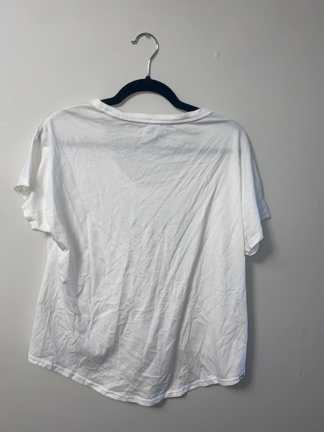 Woman’s T-shirt - photo 4