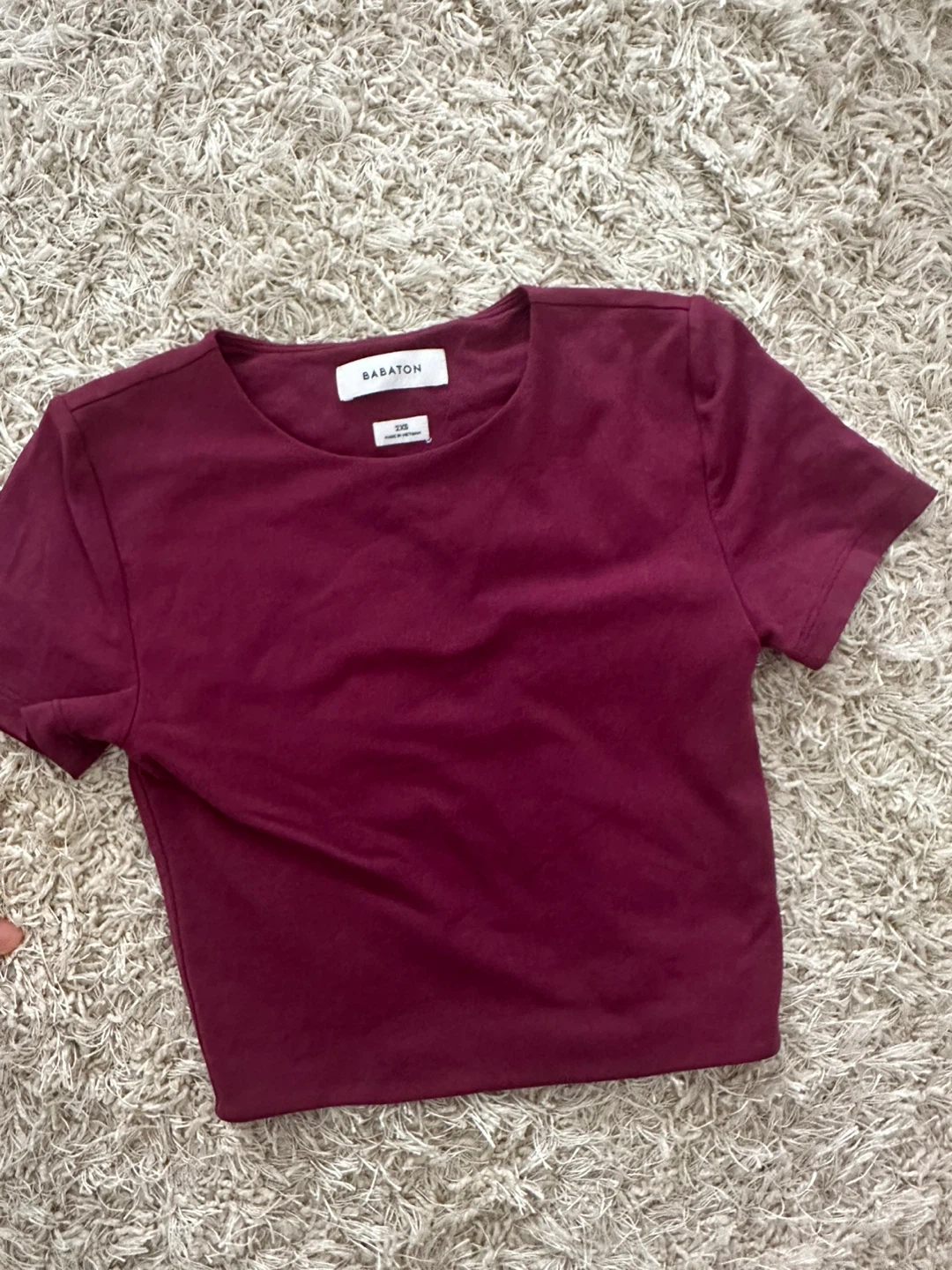 Babaton Burgundy Cropped T-Shirt - photo 3