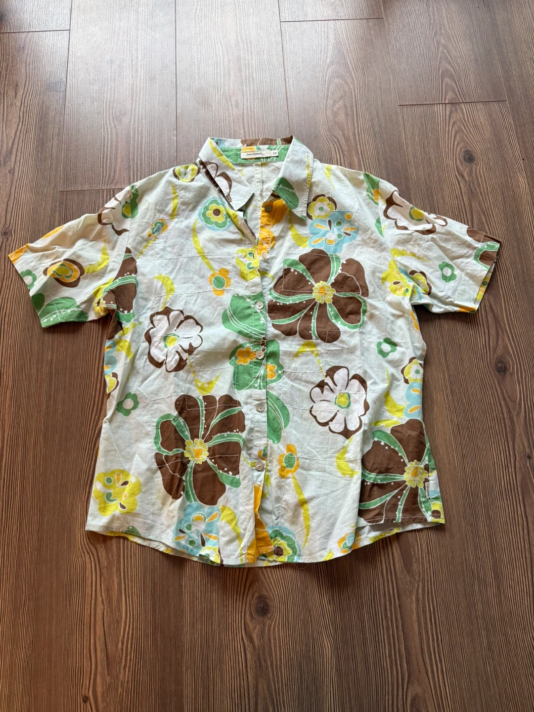 Floral Short Sleeve Button-Up Shirt - Size S