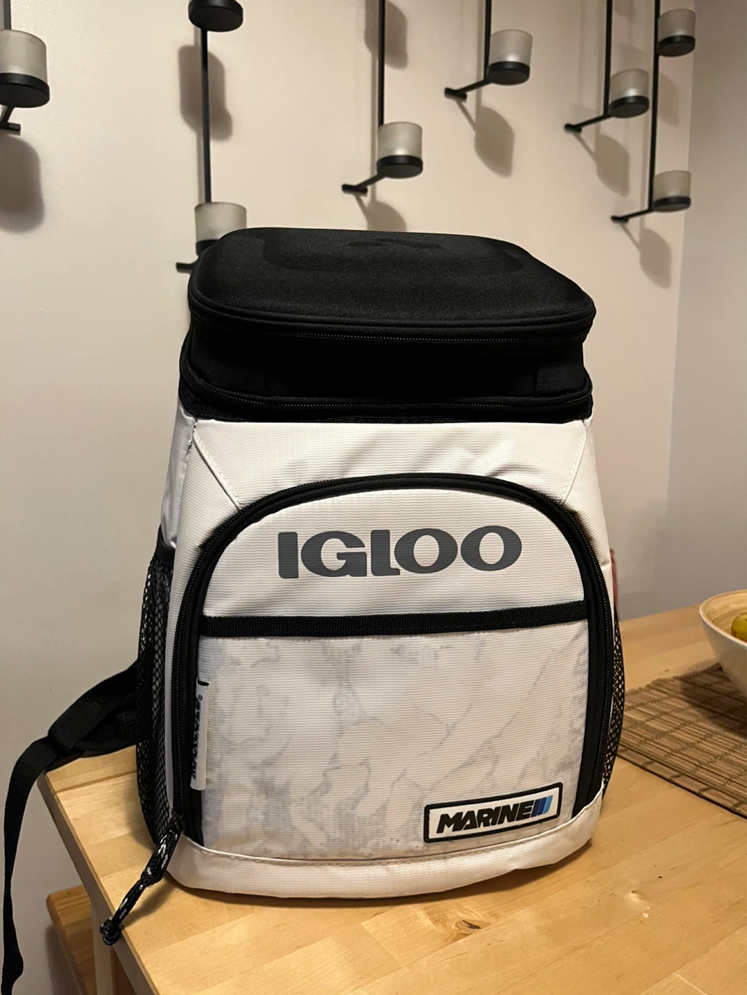 Igloo Marine Maxcold Backpack Cooler