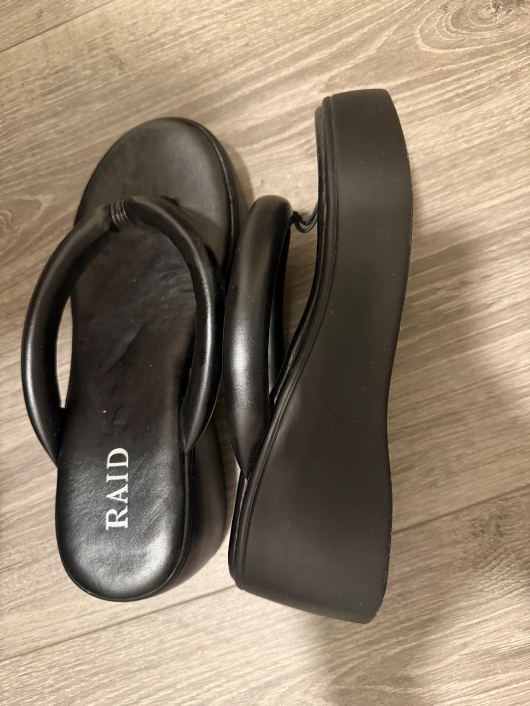 Y2K black flip flop wedges!! Brand: raid - photo 2