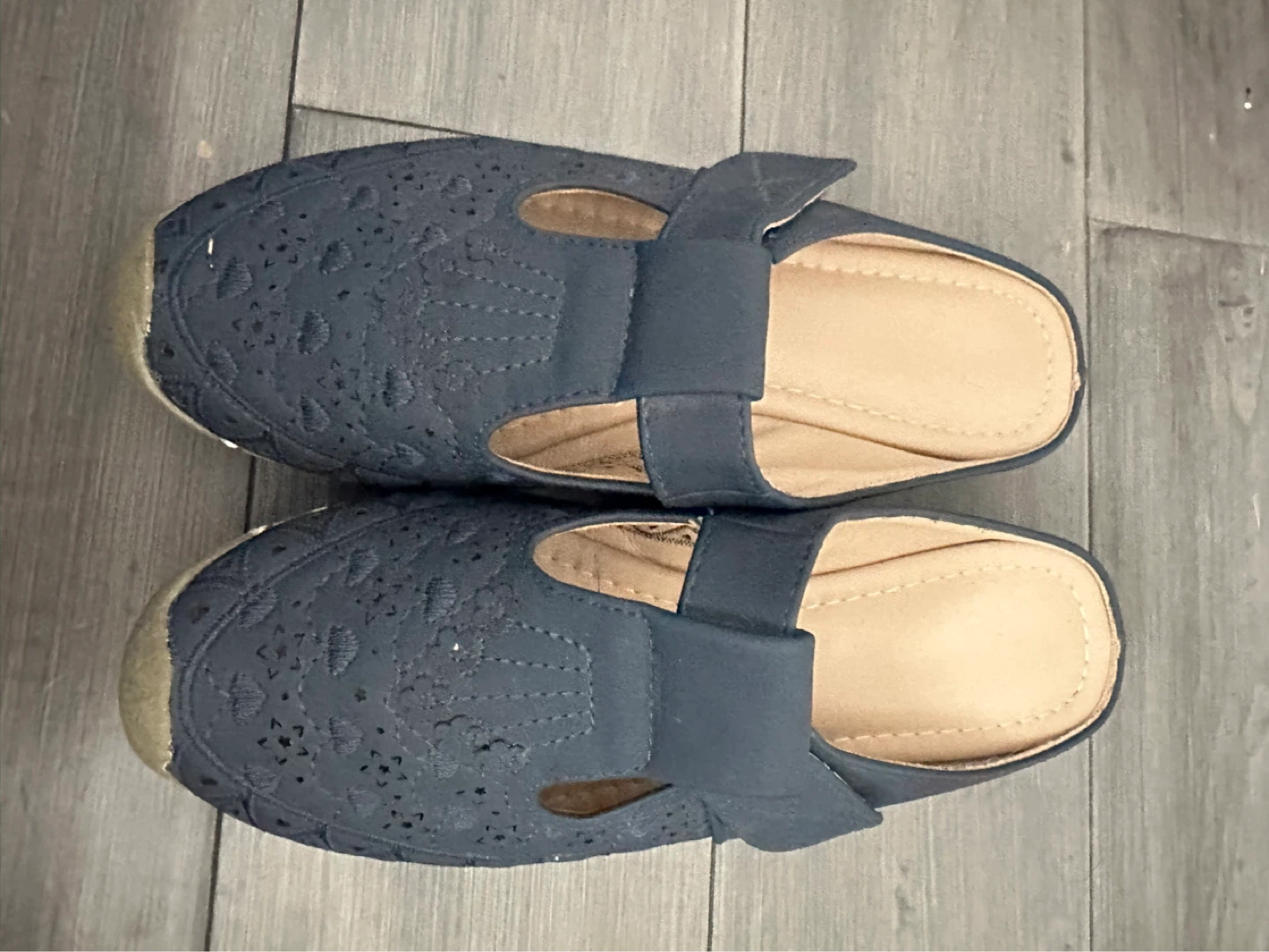 Women's Navy Blue Slip-On Loafers Size 8 - photo 2