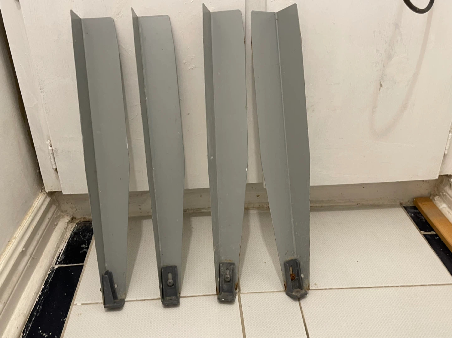 Set of 4 Grey Metal Furniture Legs