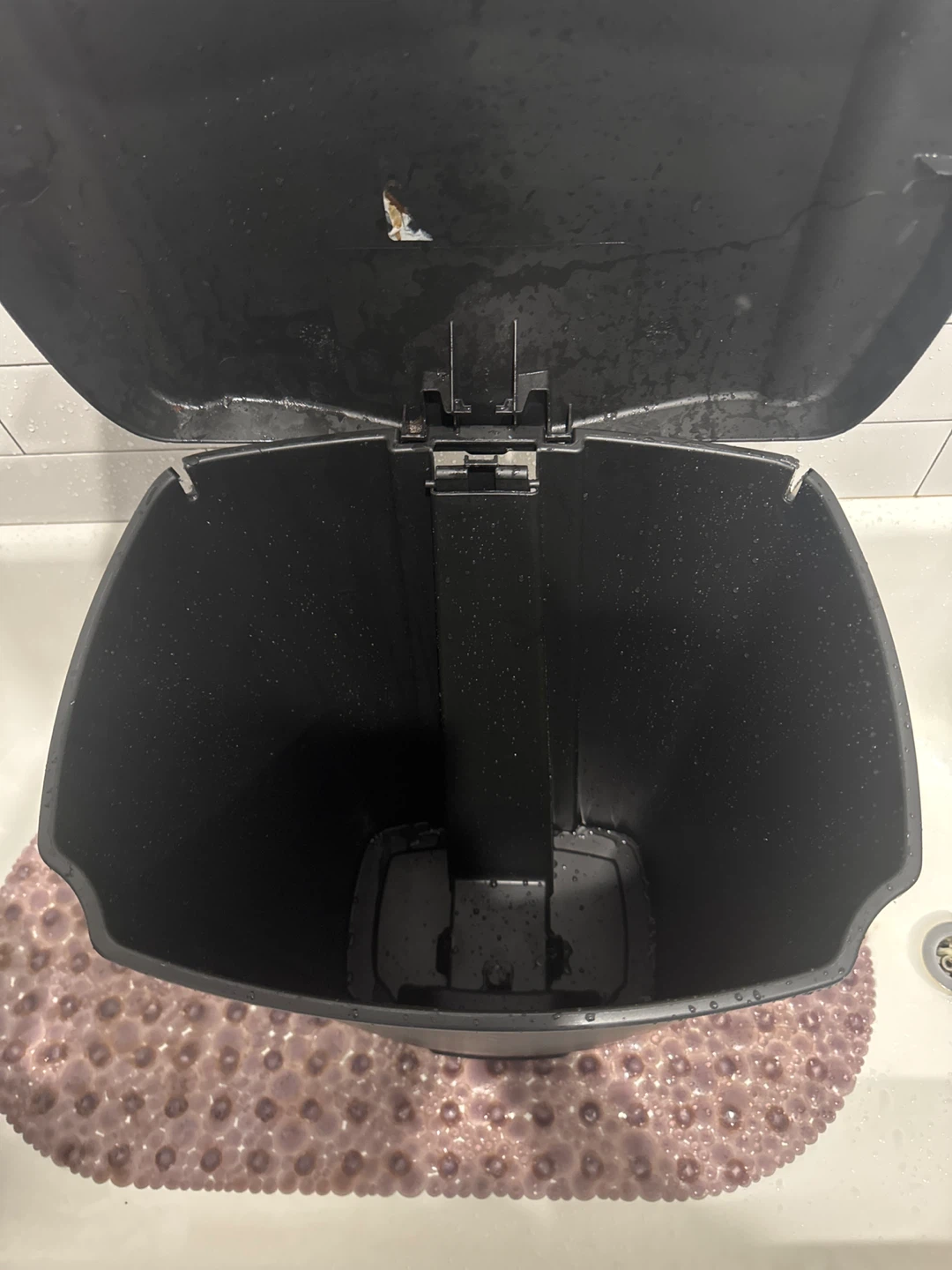Hefty Step-On Trash Can 12.1 Gallon Black - photo 2