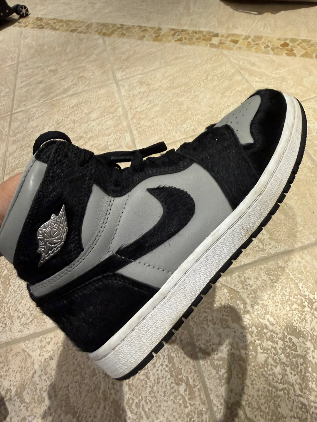 Women's Air Jordan 1 Retro High OG Shoes - photo 2