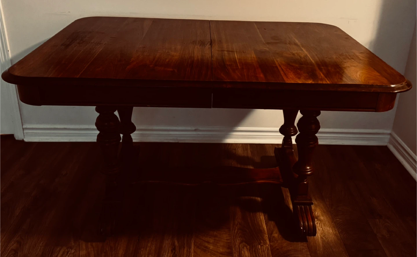Extendable Solid Wood Dining Table
