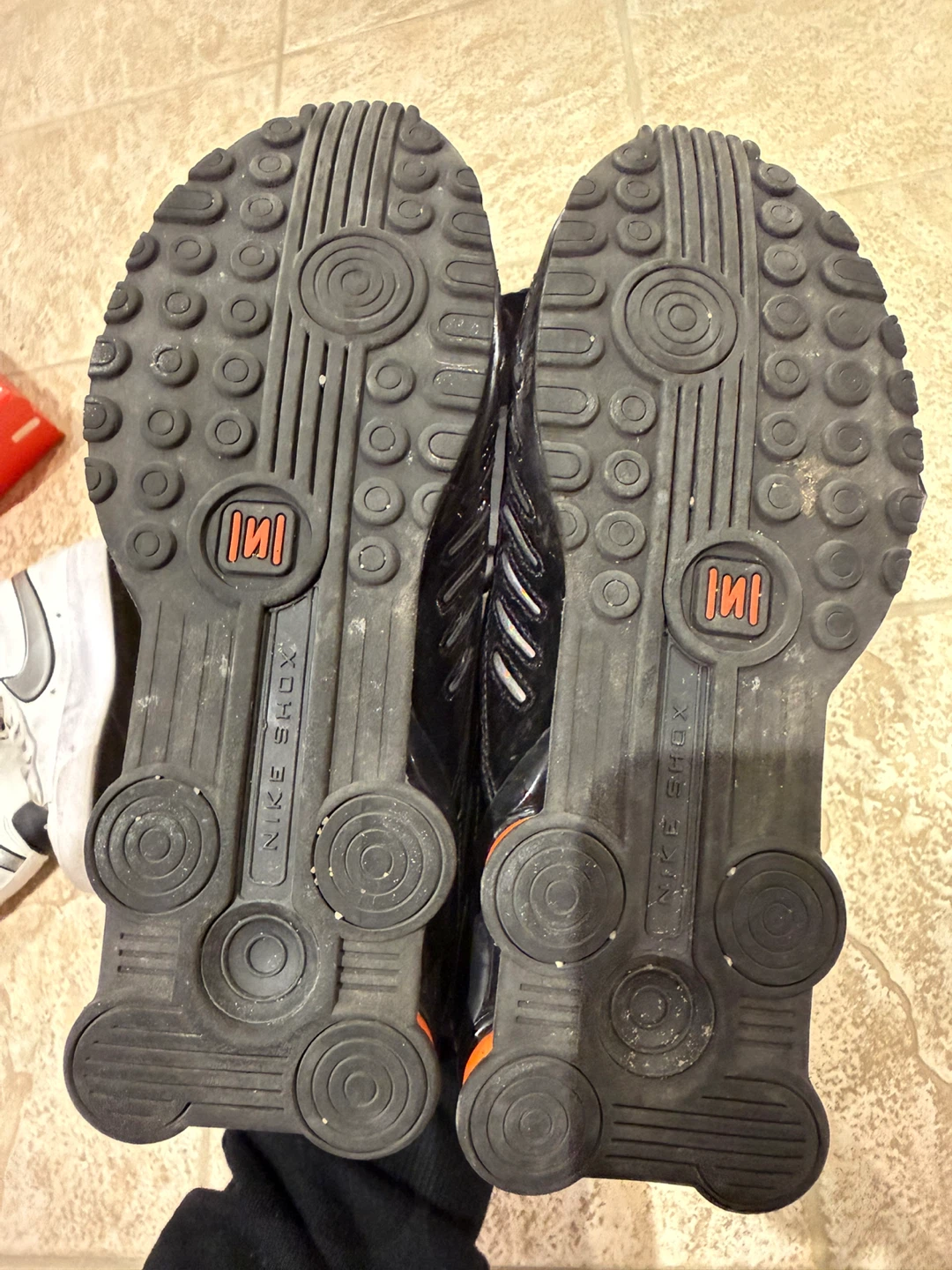Nike Shox Enigma SP Shoes Black/Hyper Crimson - photo 2