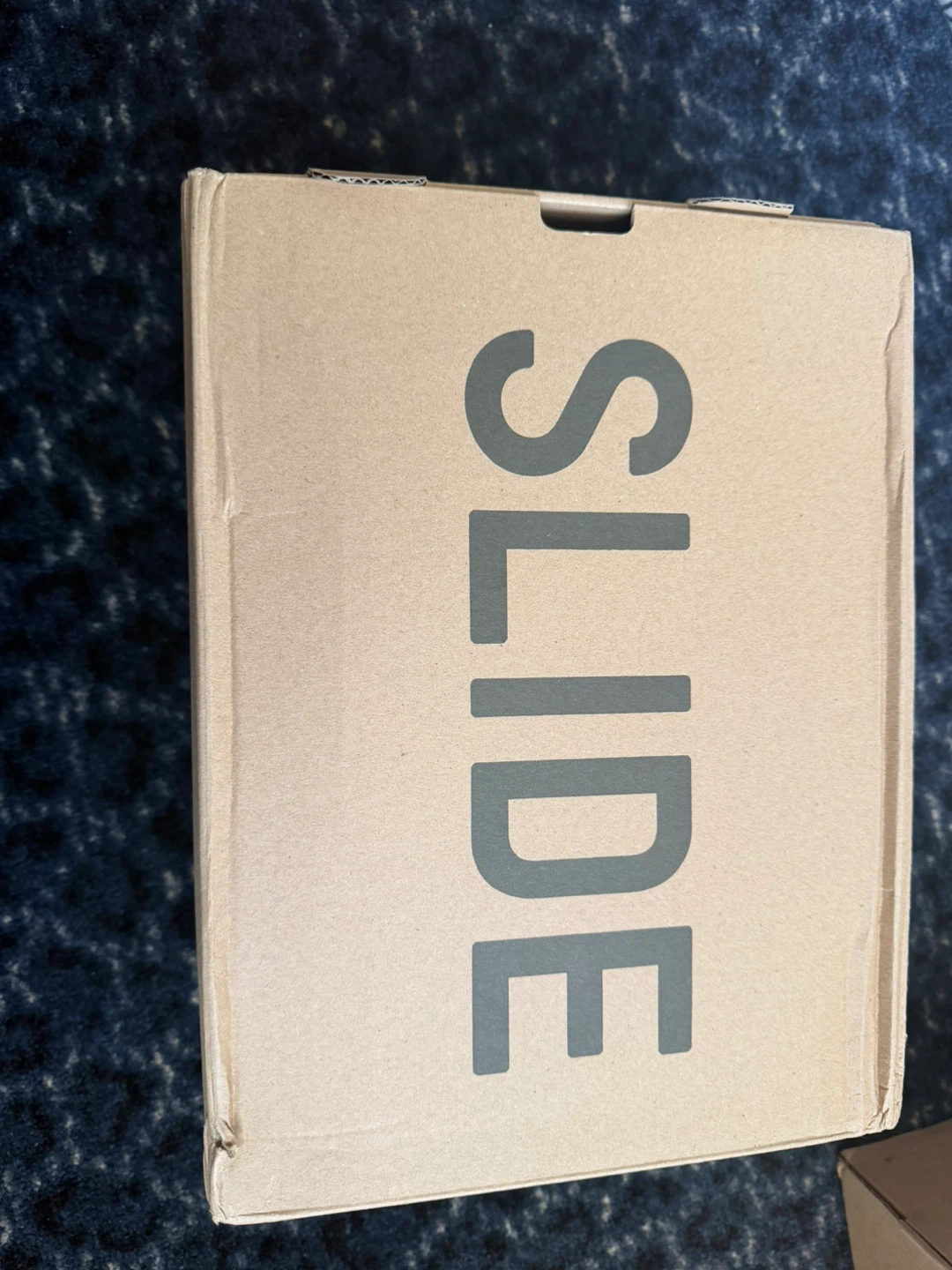 Adidas Yeezy Slide "Onyx" Size 9 - photo 2