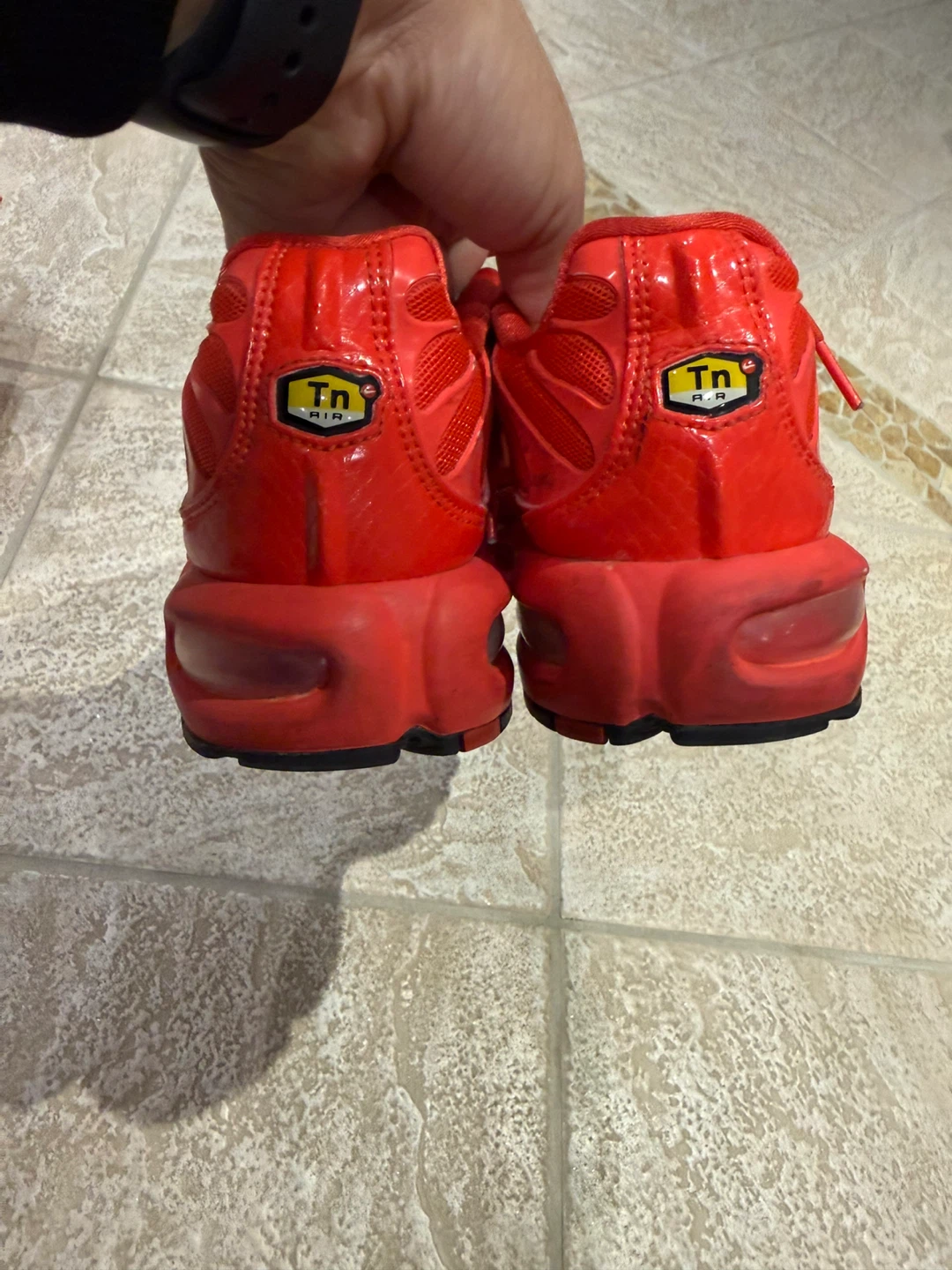 Nike Air Max Plus TN SE Red Sneakers - photo 2
