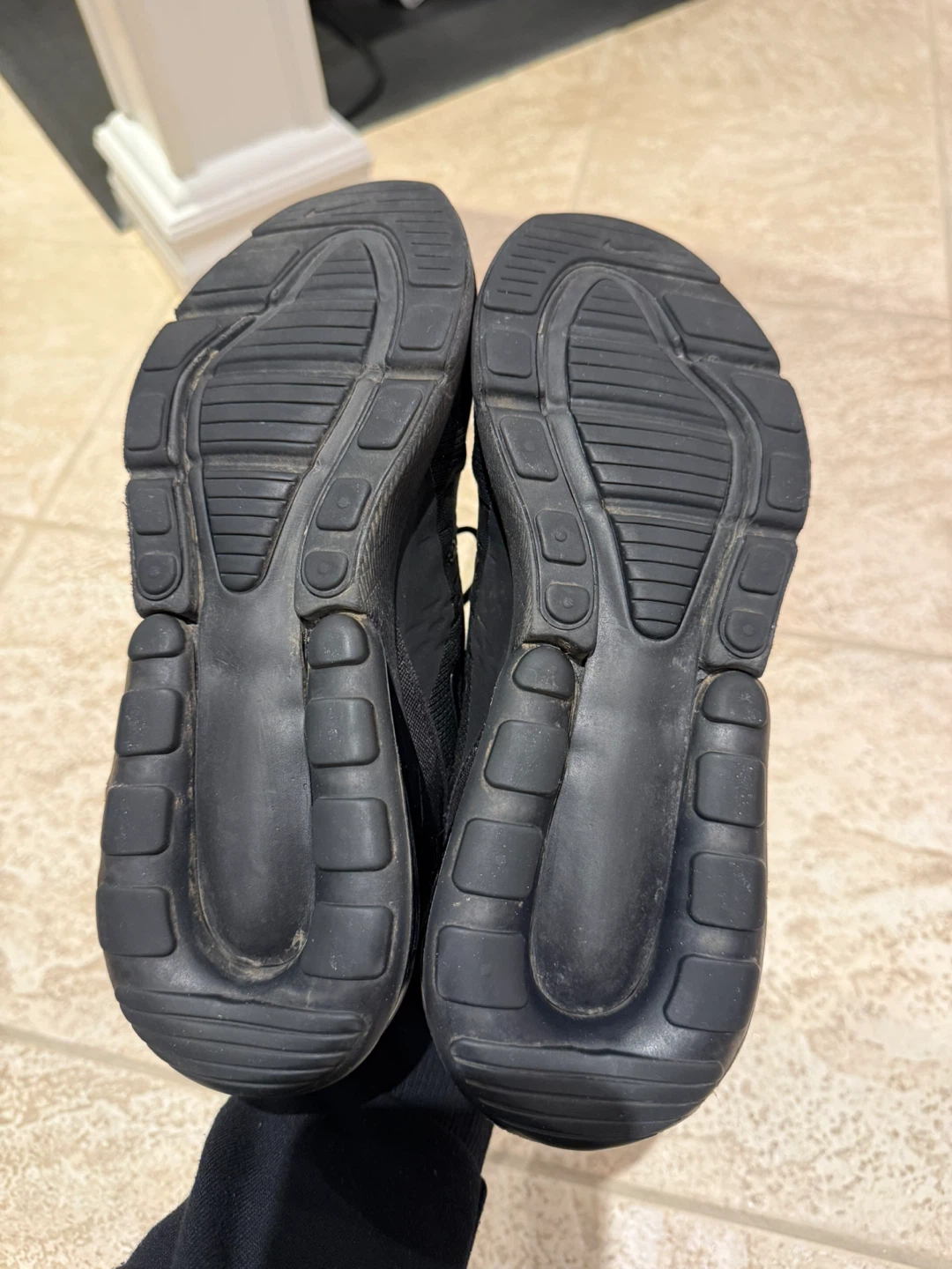 Nike Air Max 270 Women's Black Running Shoes - photo 3