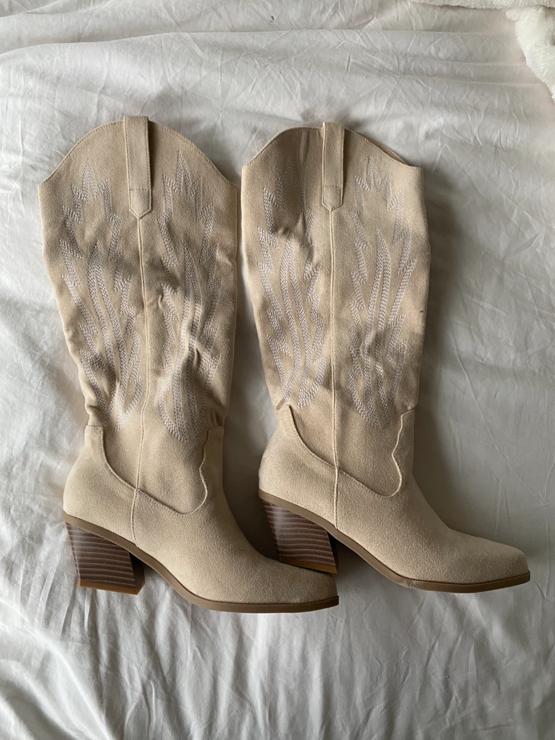 BNWT Faux Suede Embroidered Cowboy Boots