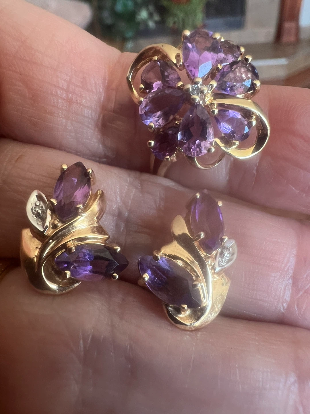 14 k Gold Amethyst and Diamond Ring and Earrings Set - photo 3