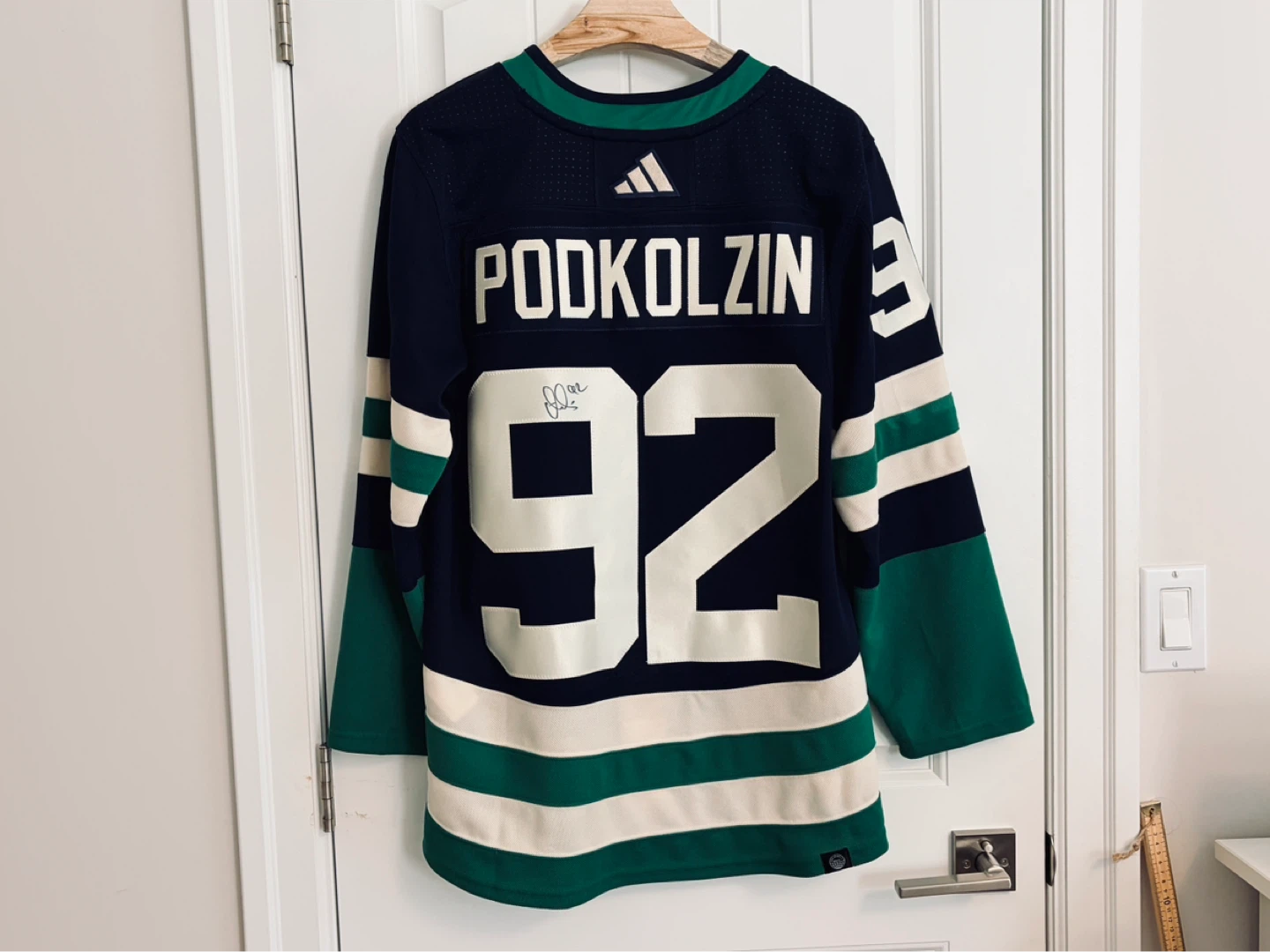 Authentic Adidas Canucks Podkolzin Retro 2.0 Autograph Jersey 46