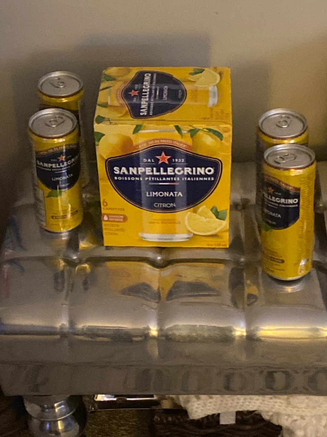 Sanpellegrino Limonata Sparkling Lemon Drink - 6 cans