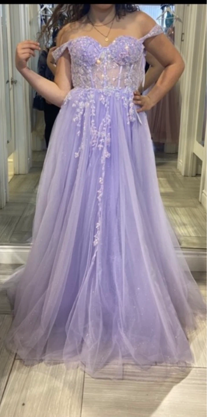 Elegant Purple Formal Dress - Size 6
