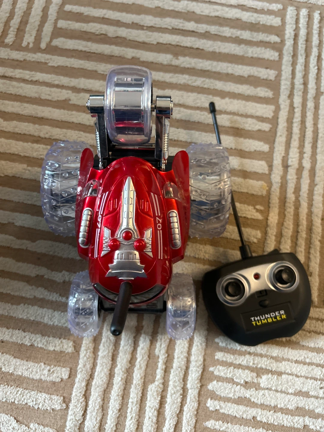 Thunder Tumbler RC Stunt Car - Red