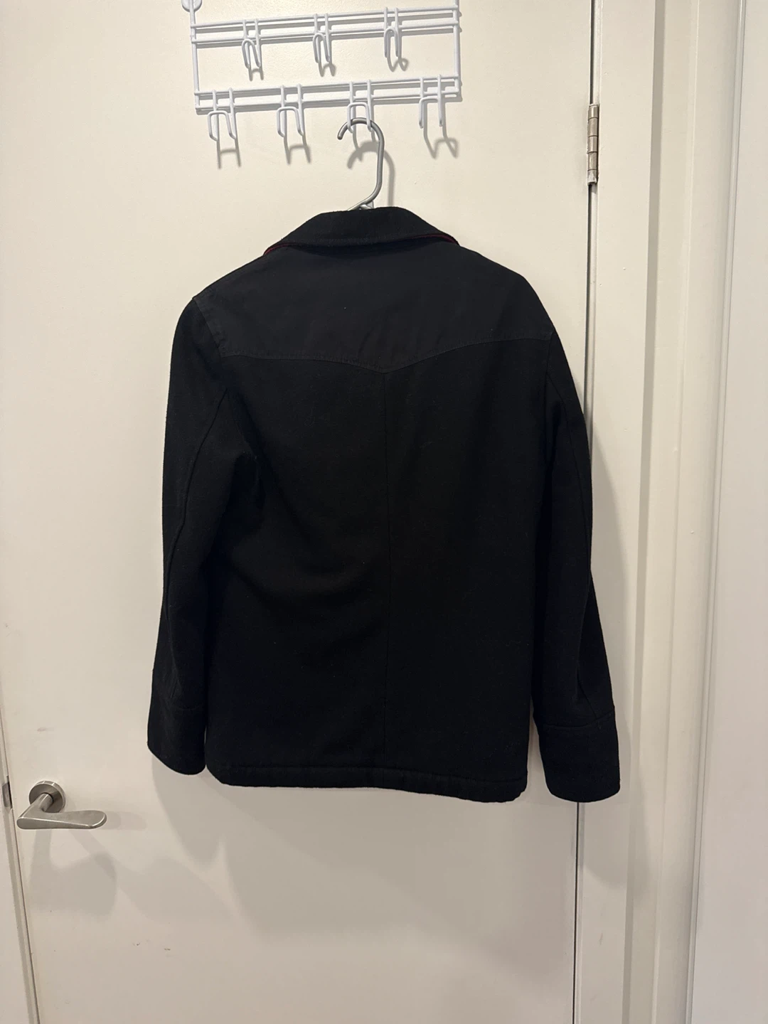 Black coat man - photo 2