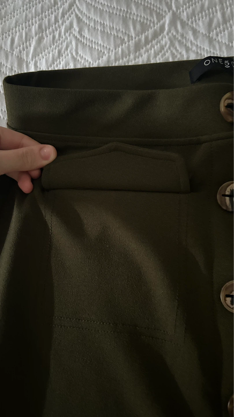 ONE5ONE Olive Green Button-Front Midi Skirt - Size Medium - photo 2
