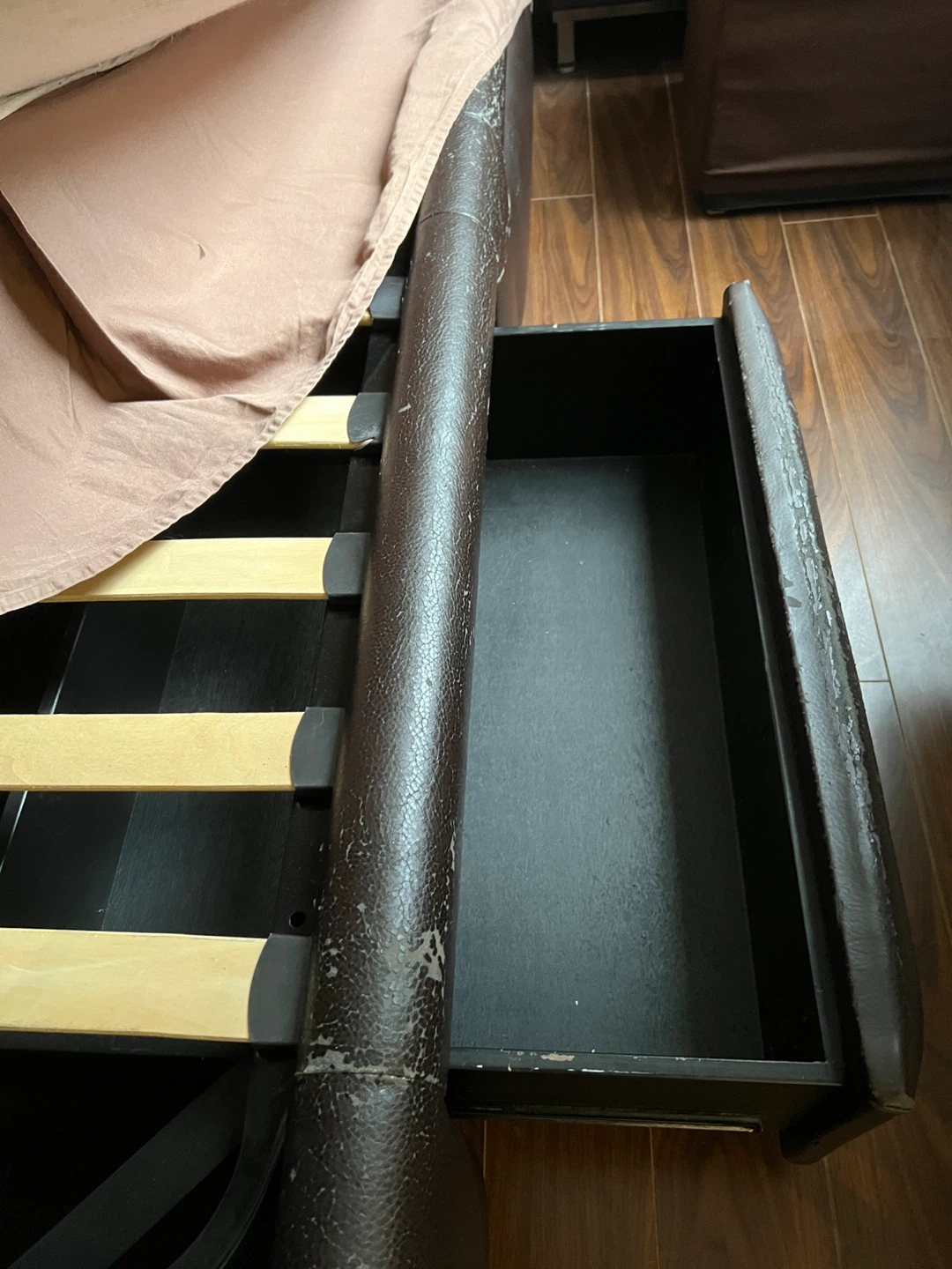 Queen Size Mattress with Bed Frame - photo 3
