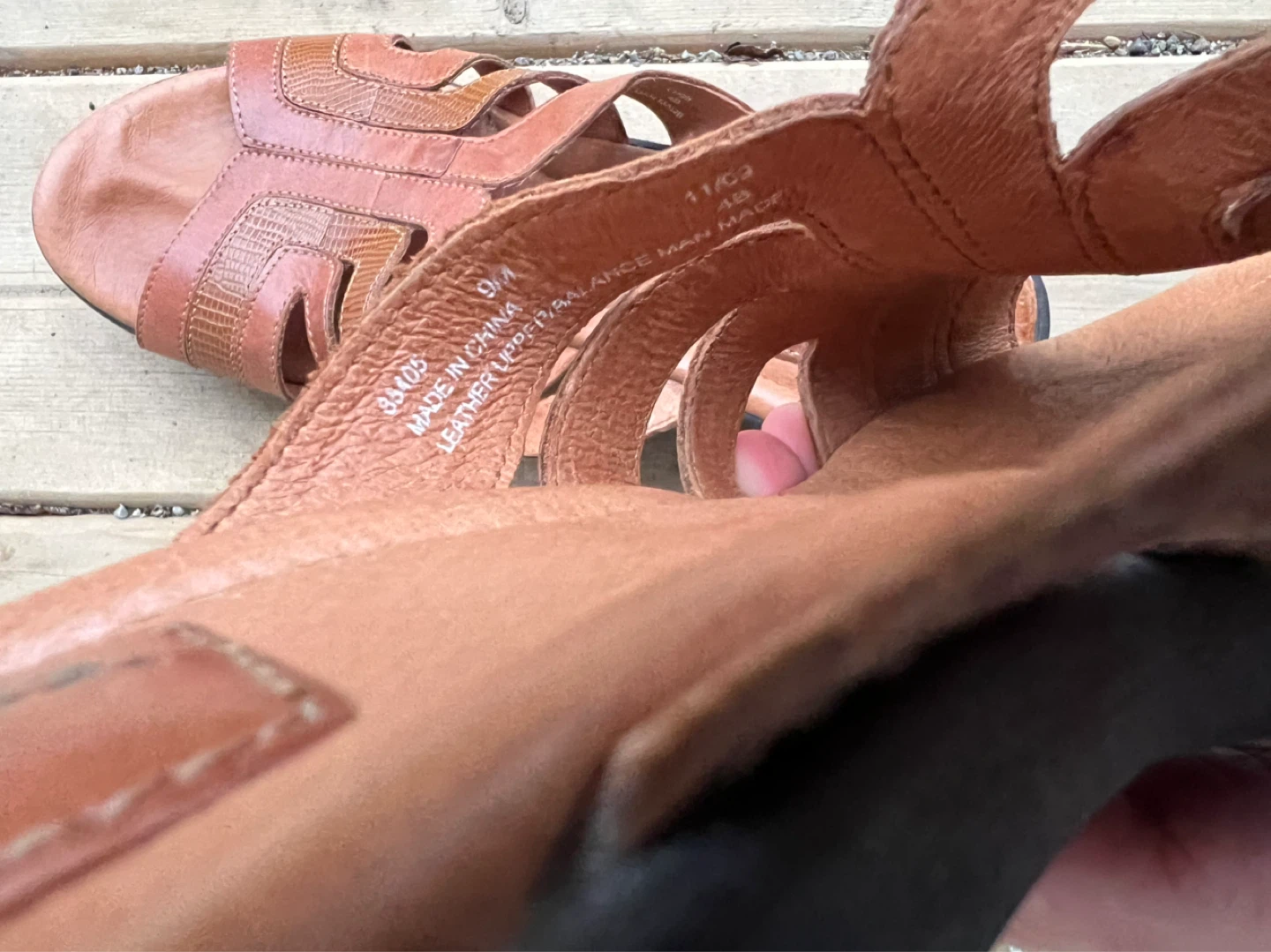 Clarks Artisan Brown Leather Strappy Sandals - photo 2