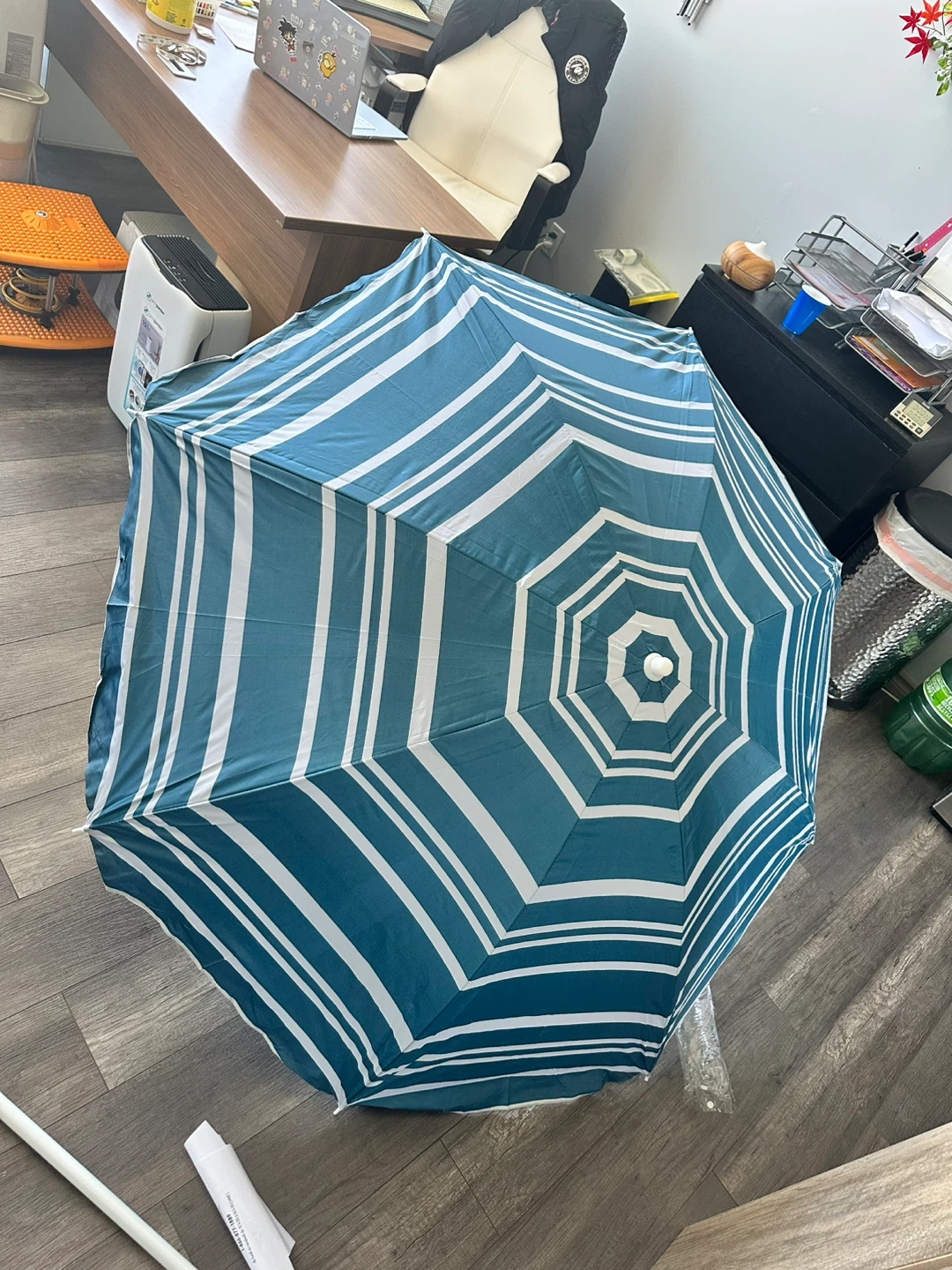 Everyday Essentials Tilting Beach Umbrella - photo 4