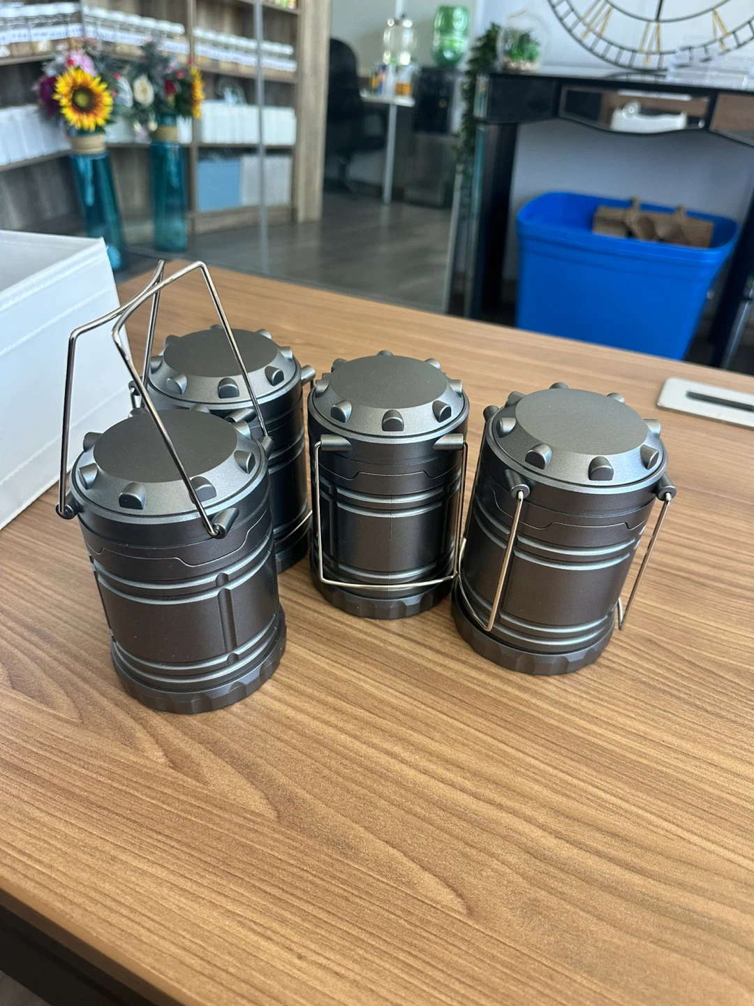 Set of 4 Portable LED Camping Lanterns - photo 4
