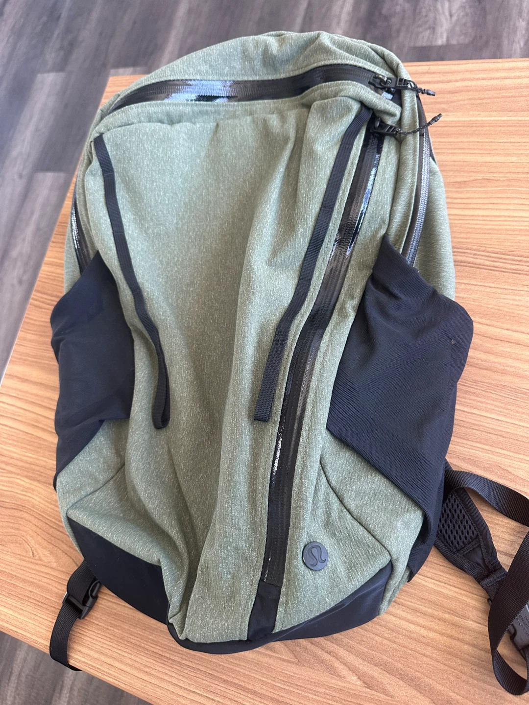 Lululemon Backpack - photo 3