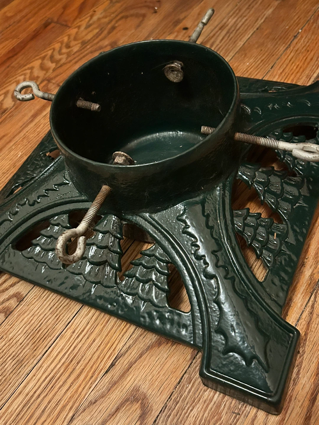 Dark Green Metal Christmas Tree Stand with Ornate Design - photo 2