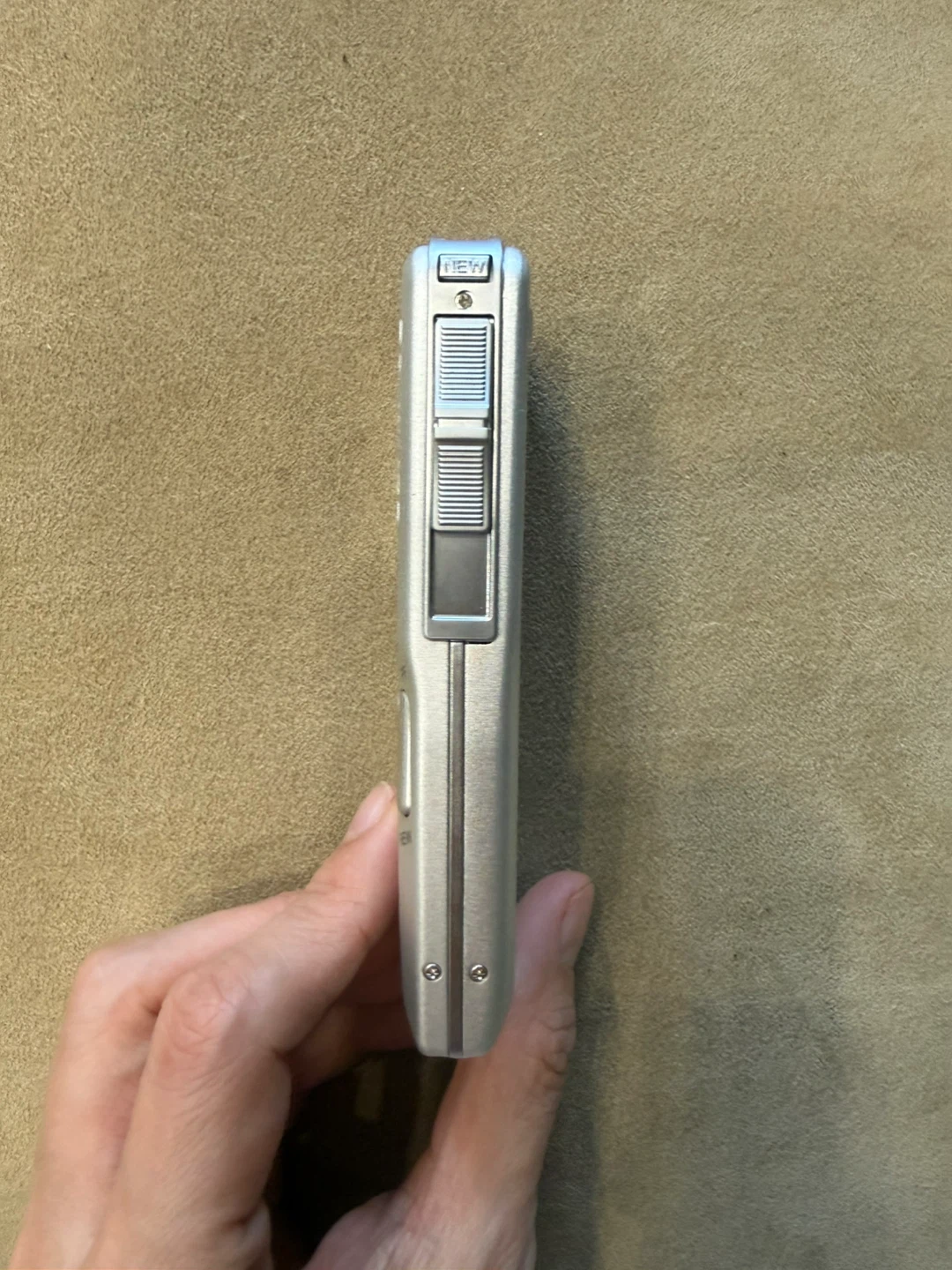 Olympus DS-4000 Digital Voice Recorder - photo 2