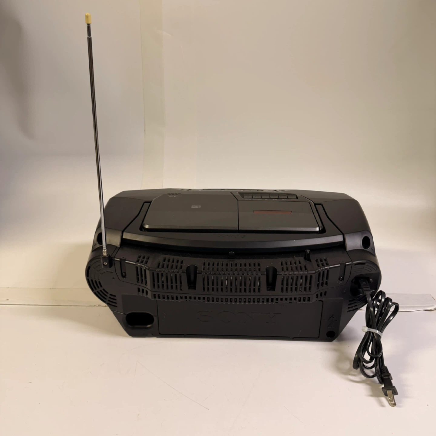 Sony CFD-G70 Boombox CD Radio Cassette Player - photo 5