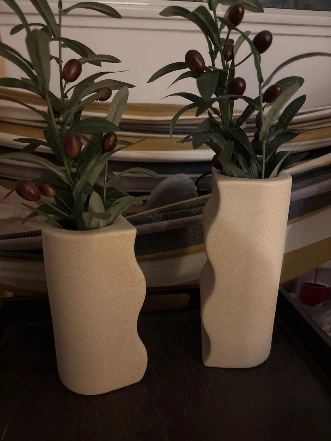 Set of 2 Beige Ceramic Vases with Olive Branches - photo 2