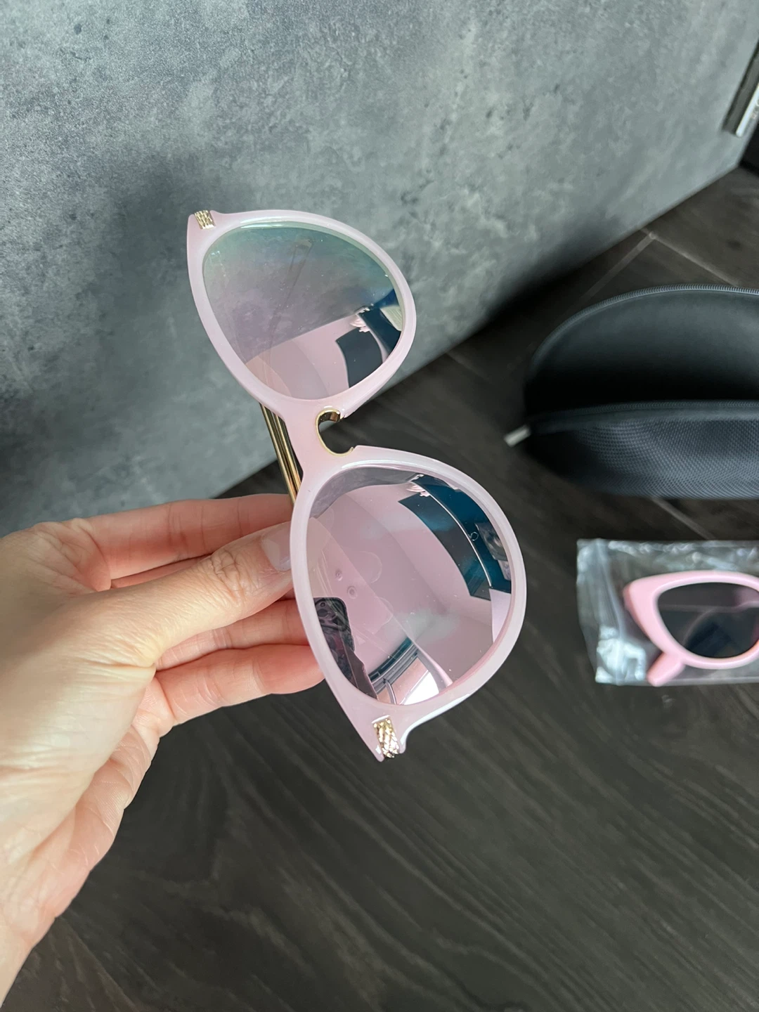 Pink Sunglasses Two Pairs New - photo 2