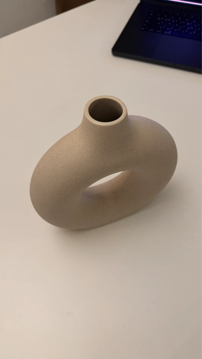 H&M Home Beige Ceramic Donut Vase - photo 4