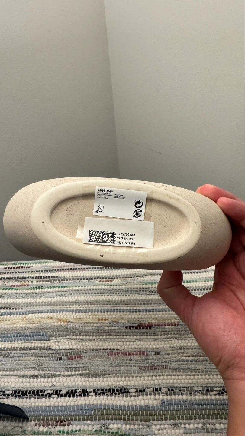 H&M Home Beige Ceramic Donut Vase - photo 3