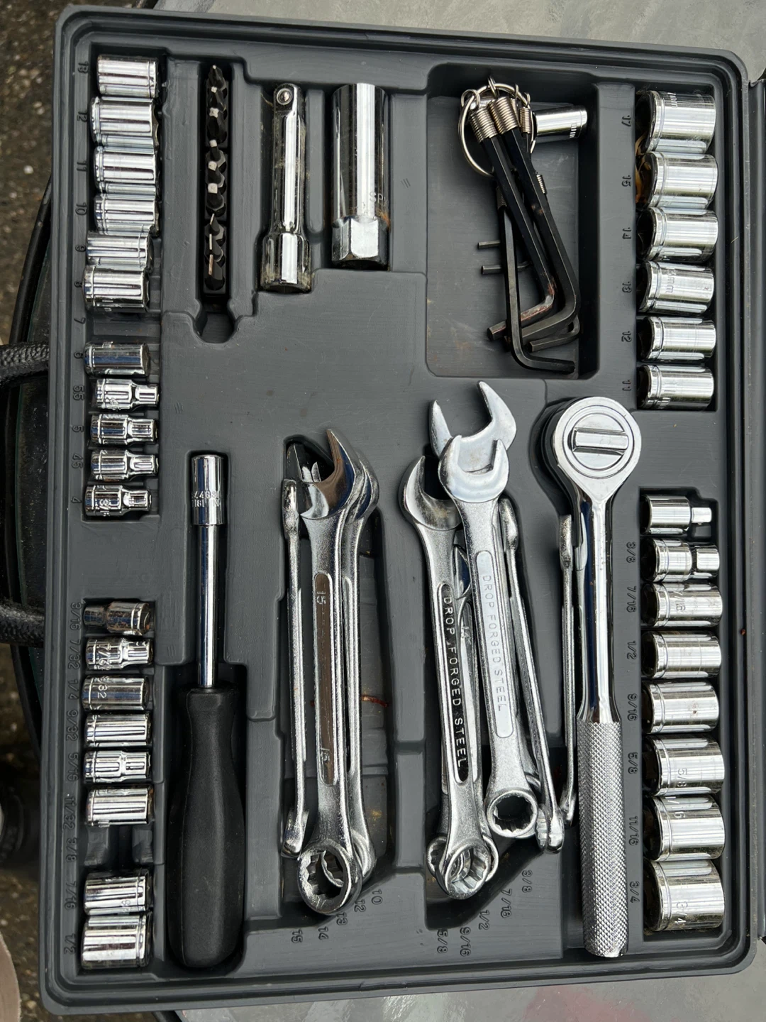 70-Piece Tool Set