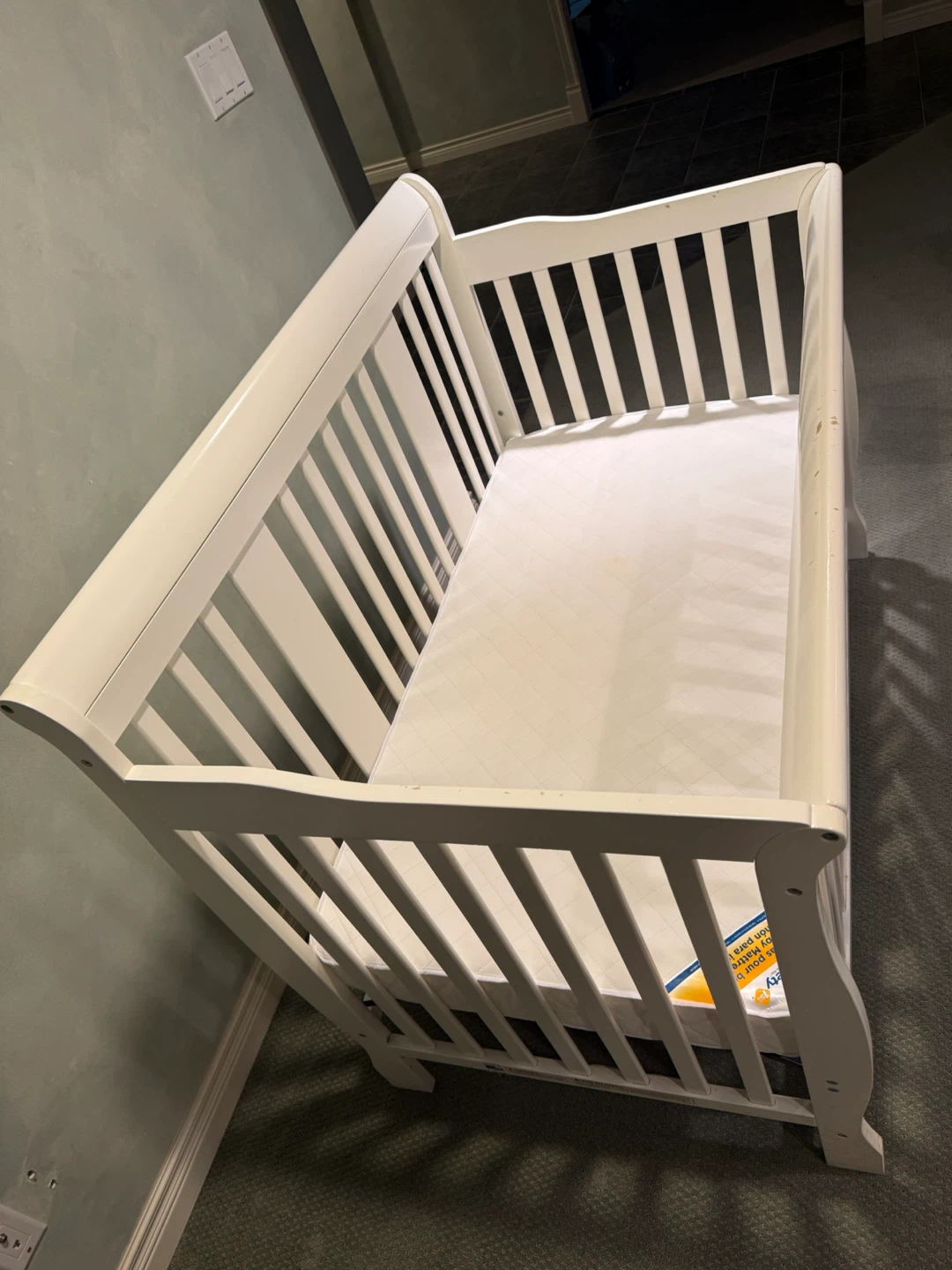 White Baby Crib with Mattress - photo 2
