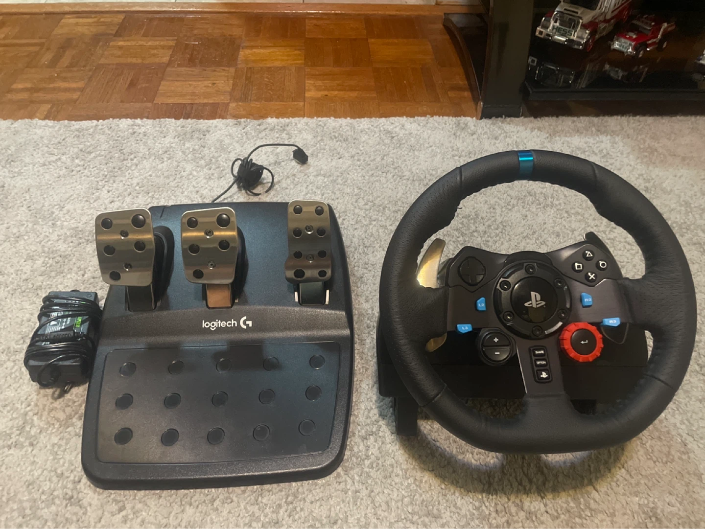 Logitech G29 Pro Racing Wheel & Pedals
