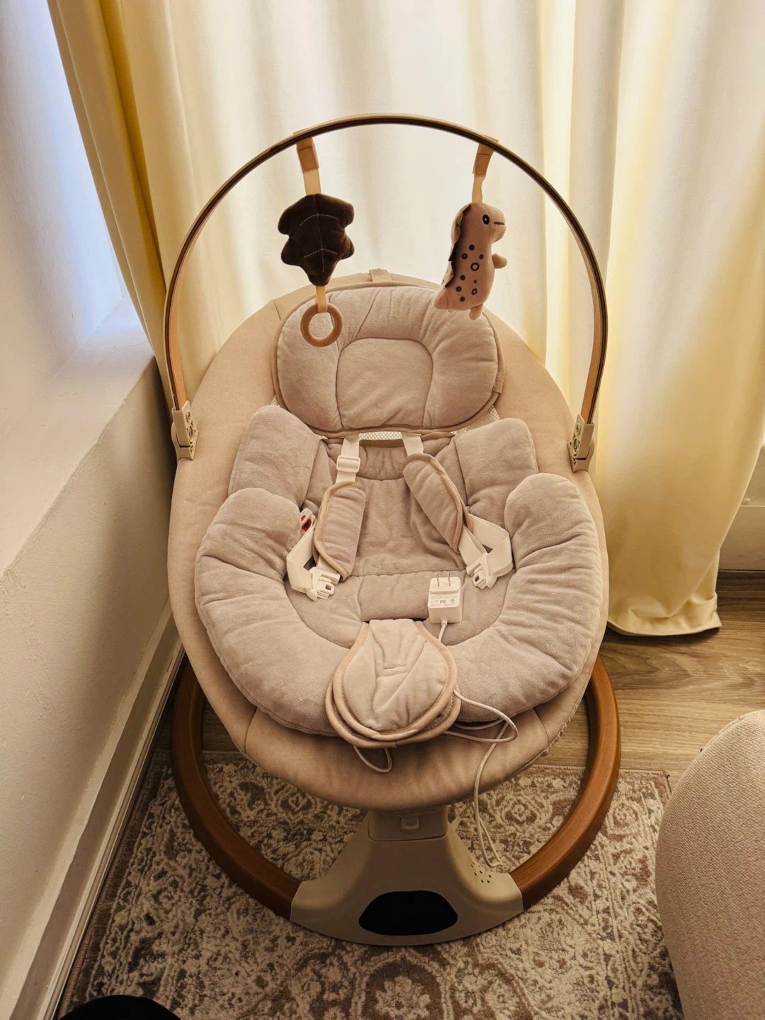 Monamii Baby Swing & MooNmii Baby Bouncer – Like New