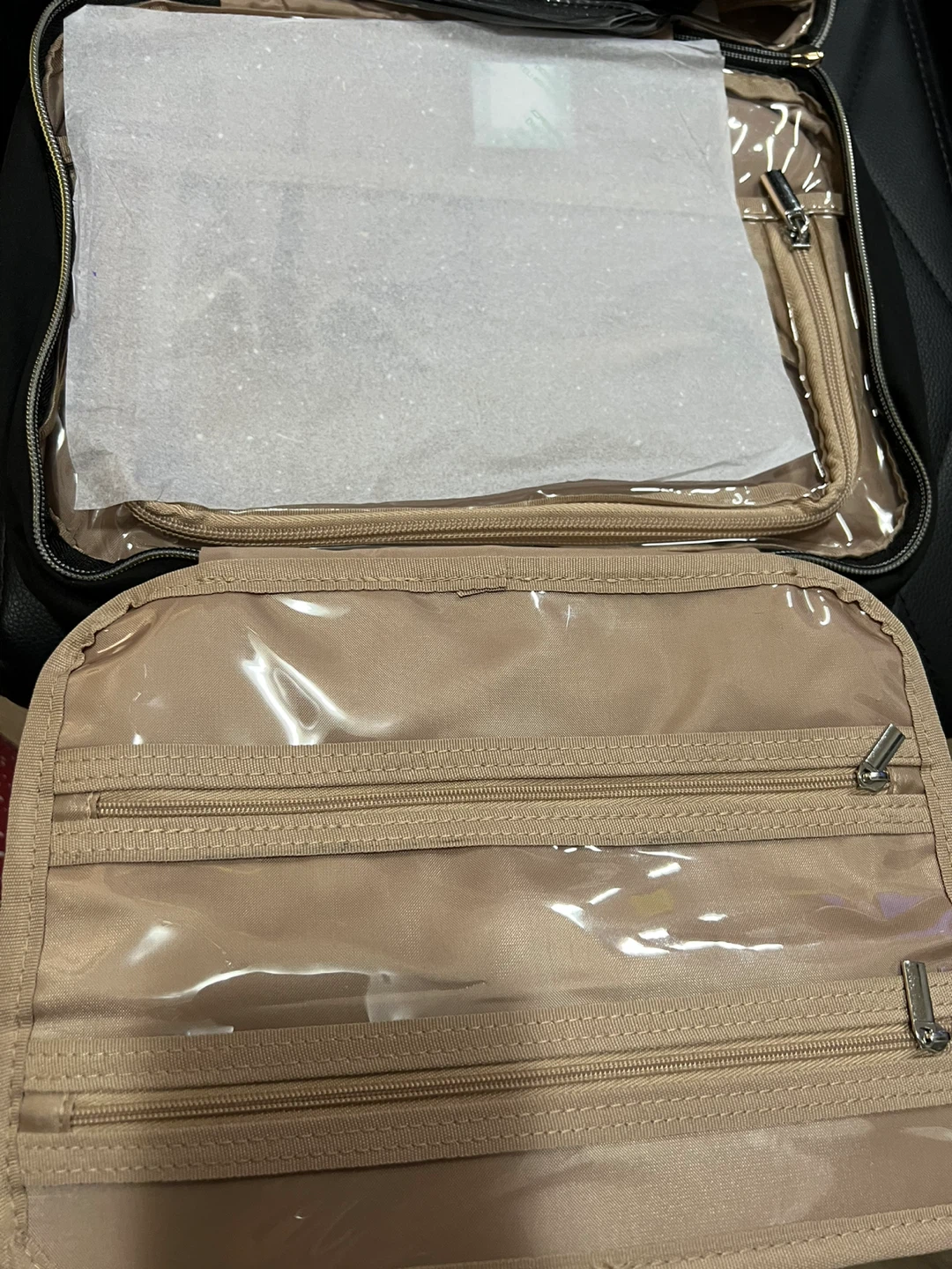 NEW Hanging Toiletry Bag - photo 4
